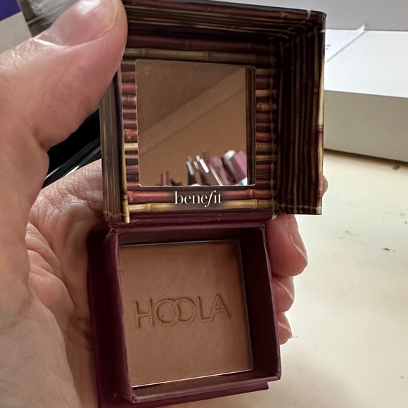 Makeup Bundle - Picture 7 of 11